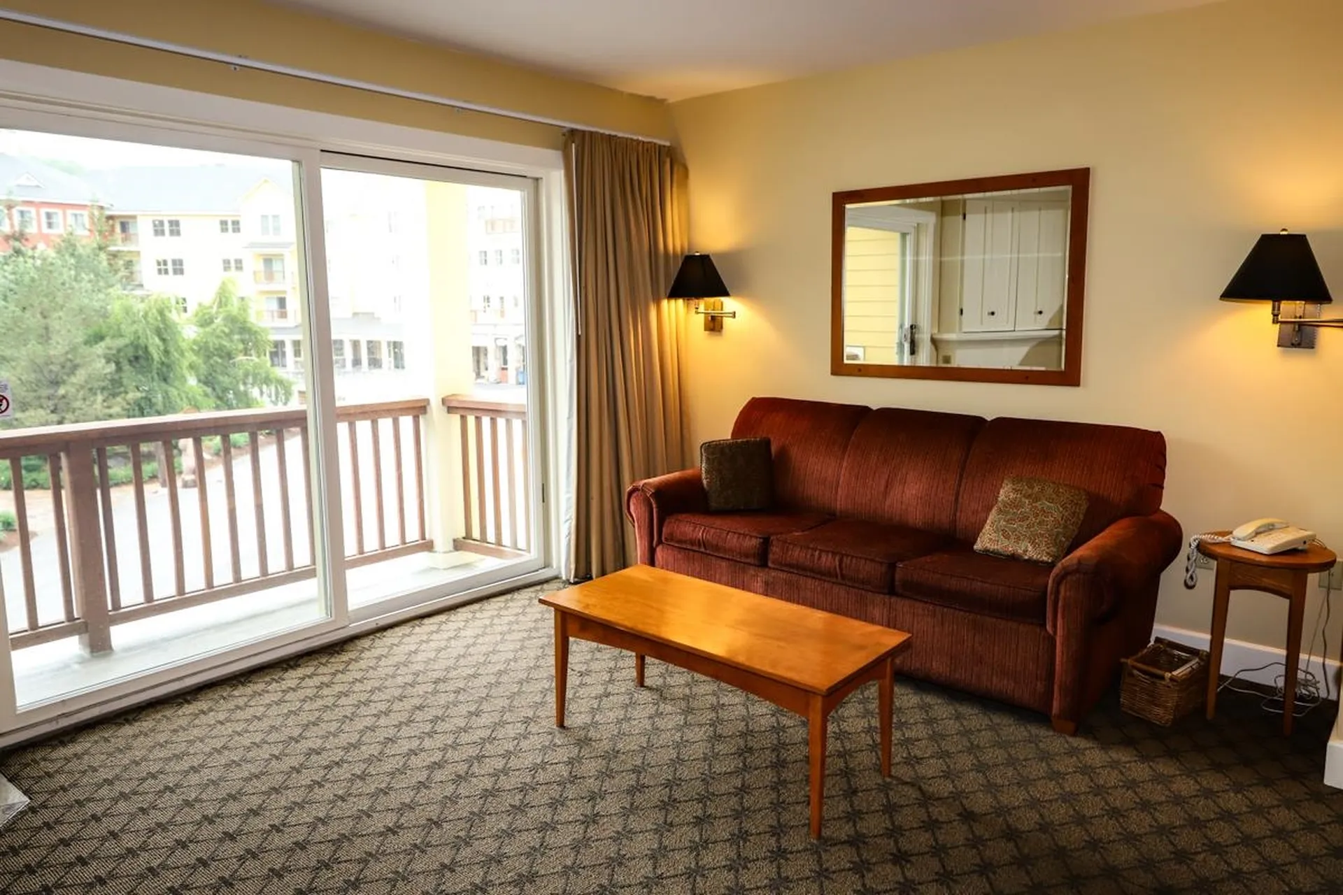 225/227 Qtr. I I Jackson Gore Inn Ludlow VT 05149