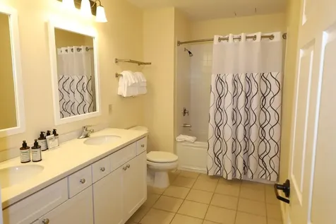 225/227 Qtr. I I Jackson Gore Inn Ludlow VT 05149