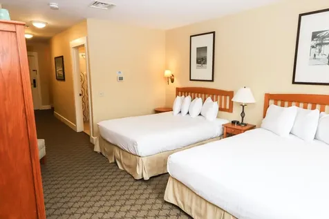 225/227 Qtr. I I Jackson Gore Inn Ludlow VT 05149