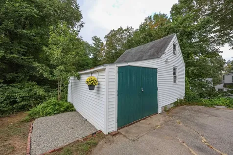 12 Fisk Road Concord NH 03301