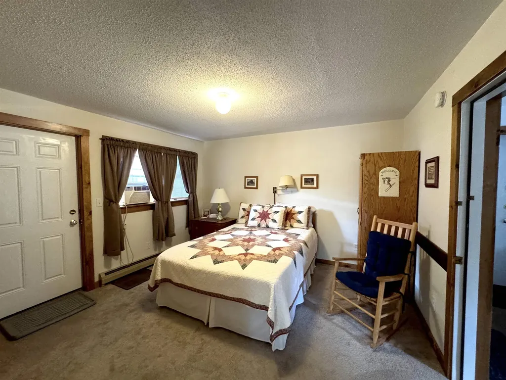 30 Pond Street Ludlow VT 05149