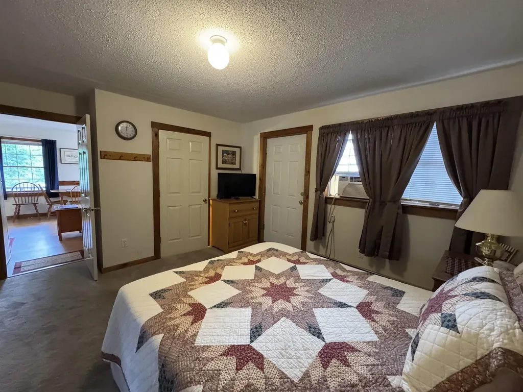 30 Pond Street Ludlow VT 05149