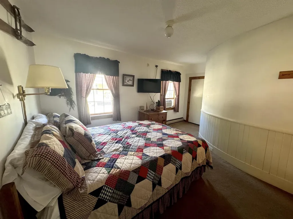 30 Pond Street Ludlow VT 05149