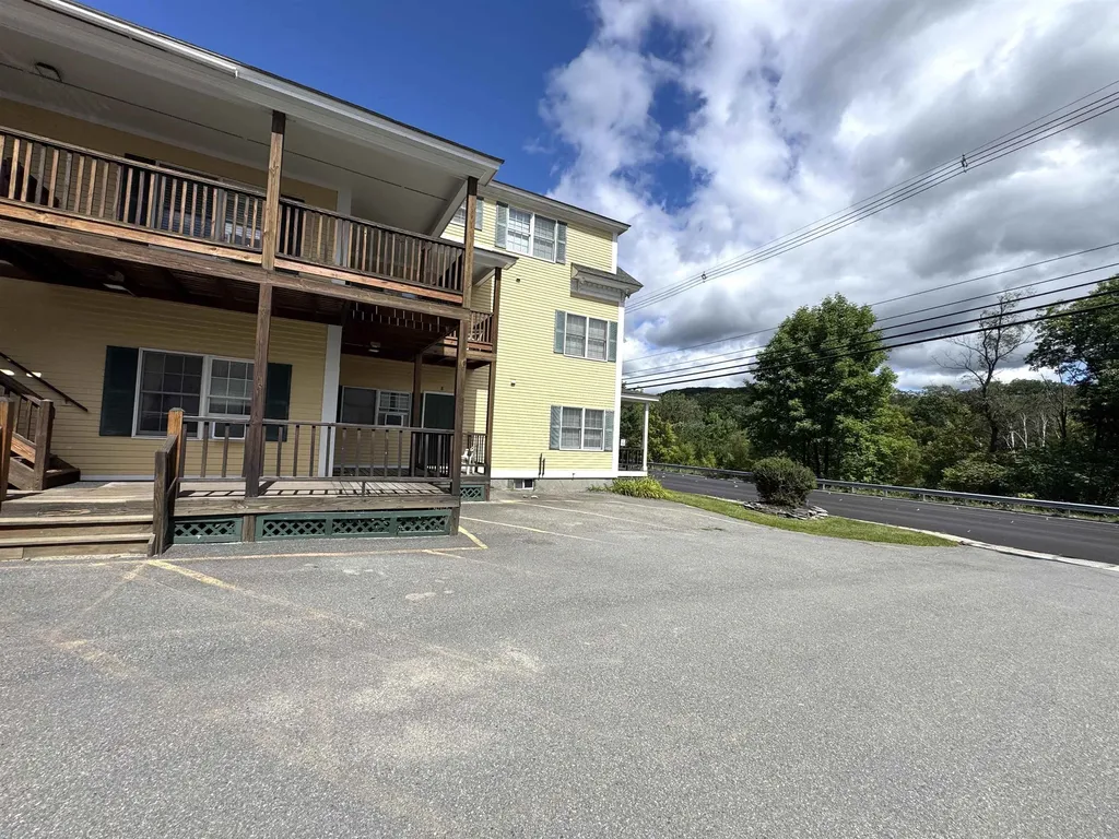 30 Pond Street Ludlow VT 05149