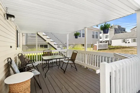 8 Commonwealth Avenue Salisbury MA 01952