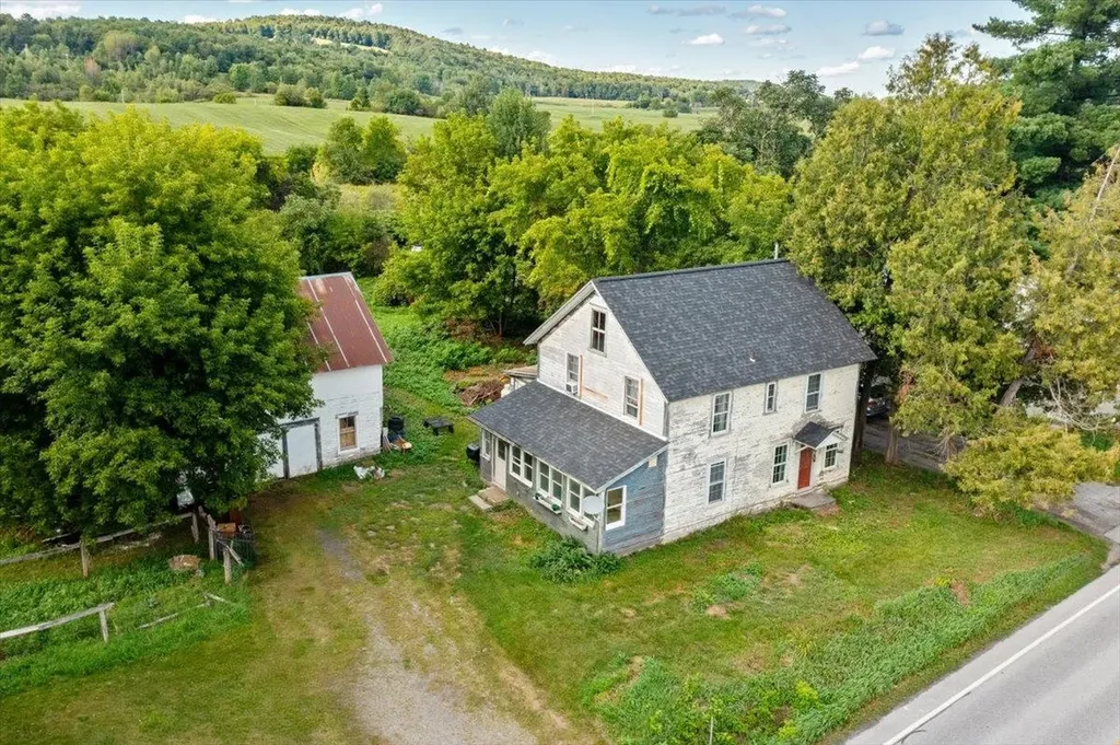 3318 Vt Route 105 Berkshire VT 05450