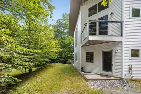 16 Buckboard Drive Dover VT 05356