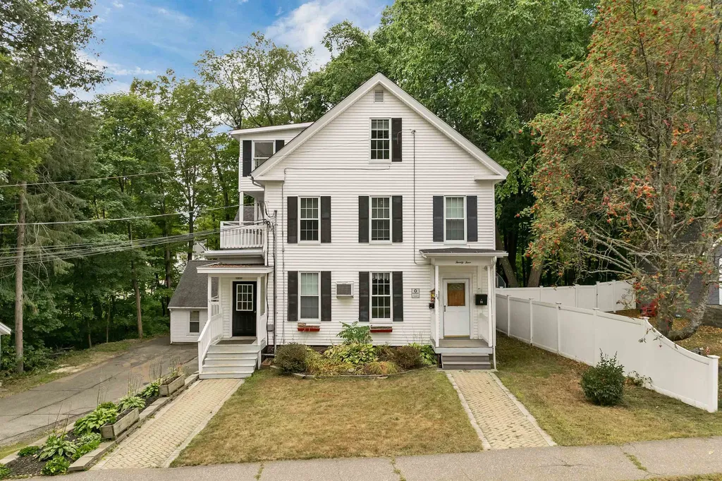 24 Mcgrath Street Laconia NH 03246