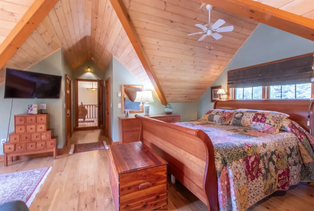 310 Alpine Lane Burke VT 05832-9751