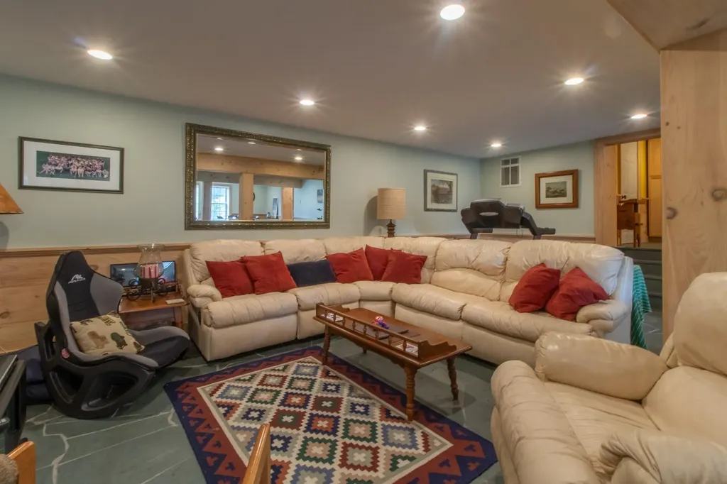 310 Alpine Lane Burke VT 05832-9751