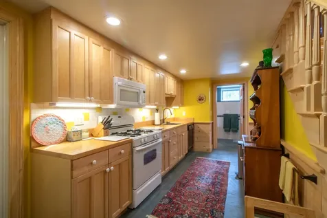 310 Alpine Lane Burke VT 05832-9751