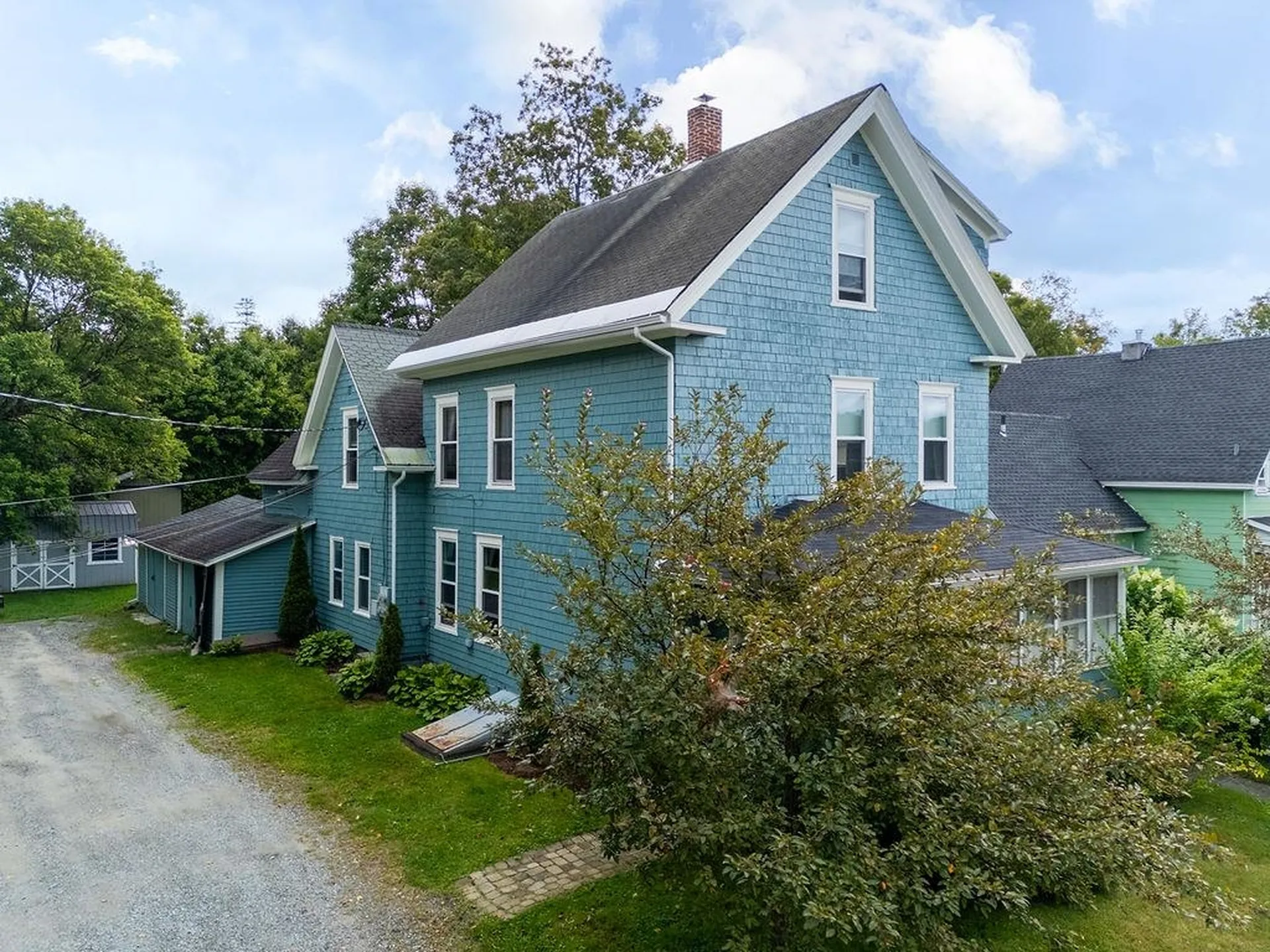 18 Oak Hill Avenue Littleton NH 03561