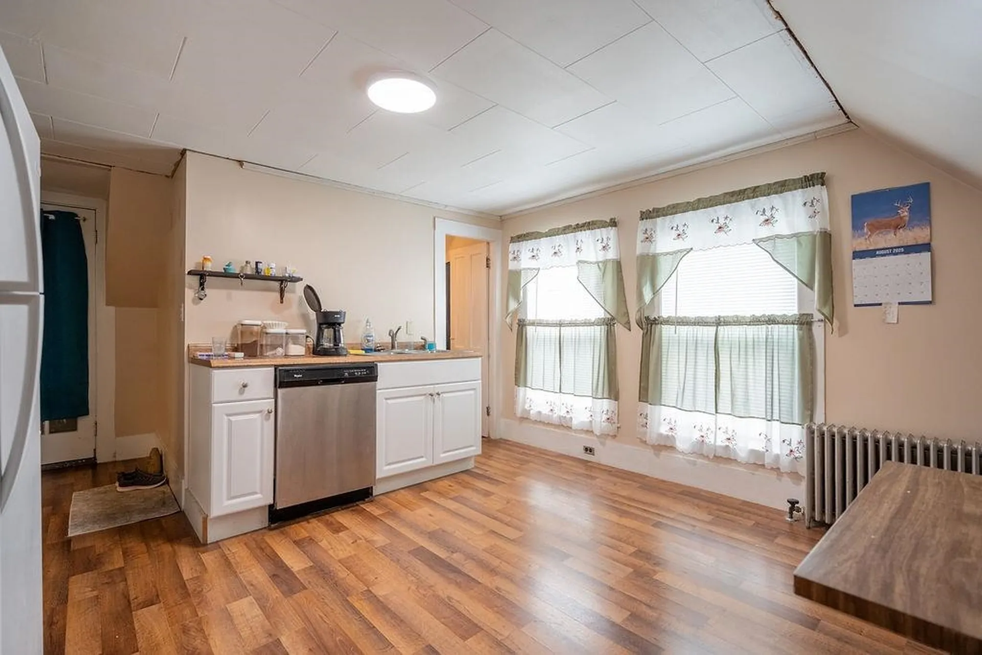 18 Oak Hill Avenue Littleton NH 03561