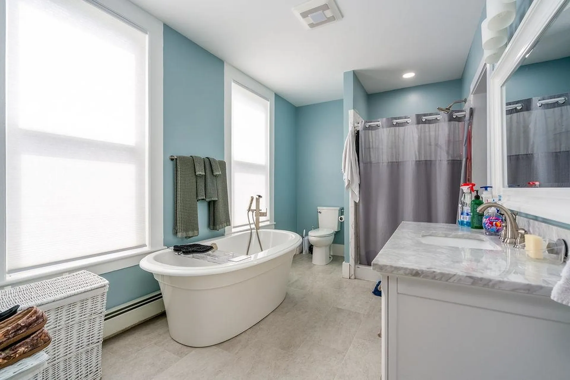 18 Oak Hill Avenue Littleton NH 03561