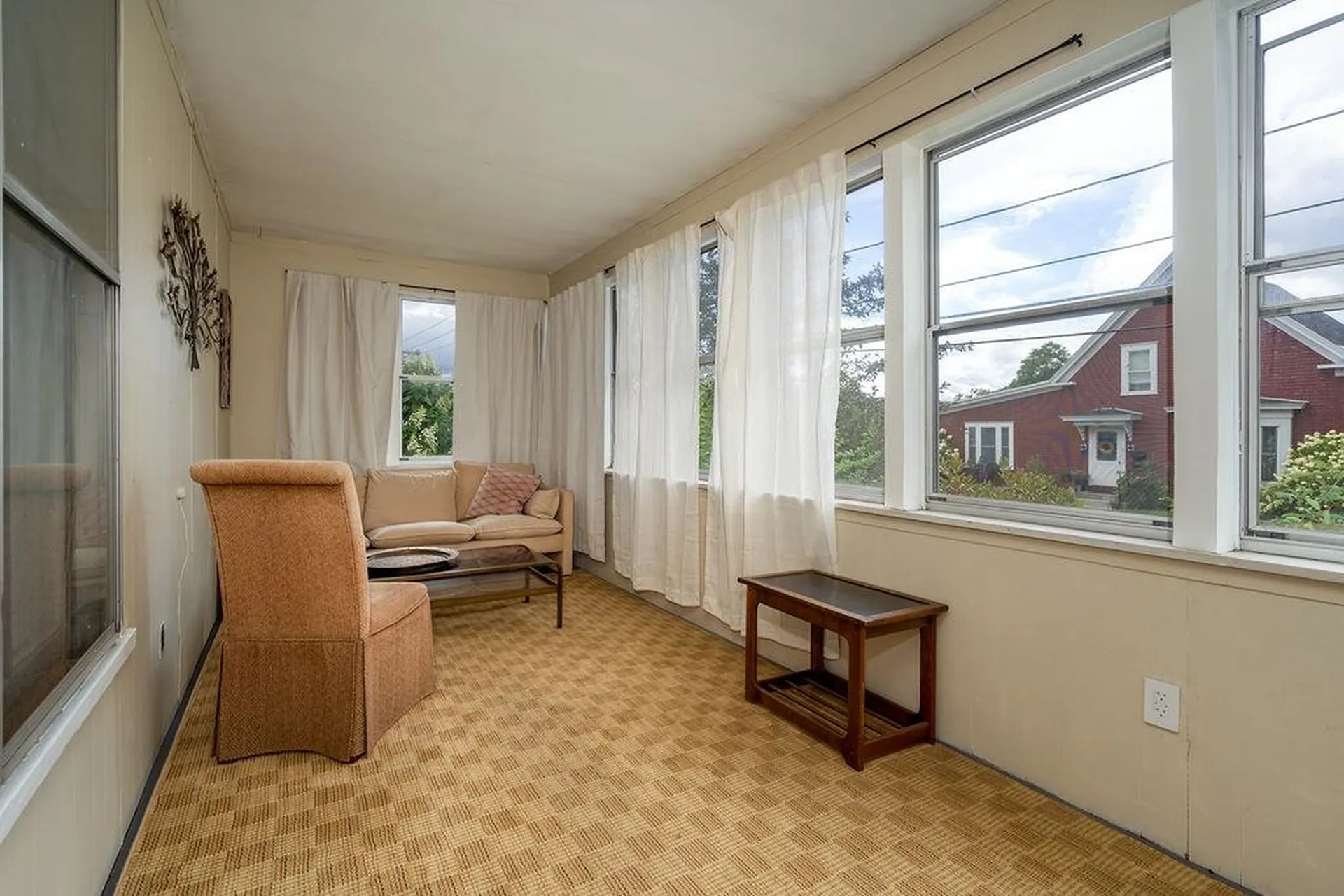 18 Oak Hill Avenue Littleton NH 03561