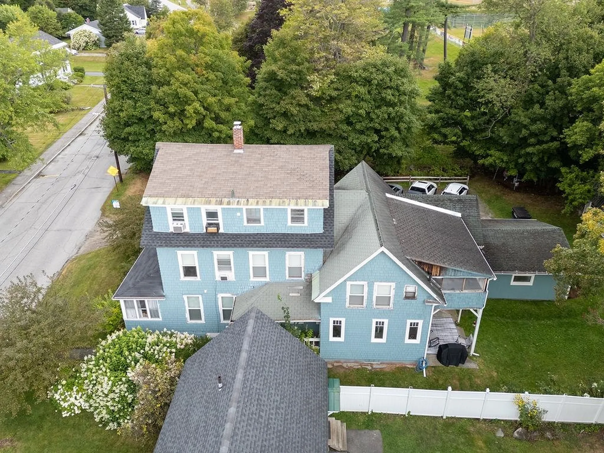 18 Oak Hill Avenue Littleton NH 03561