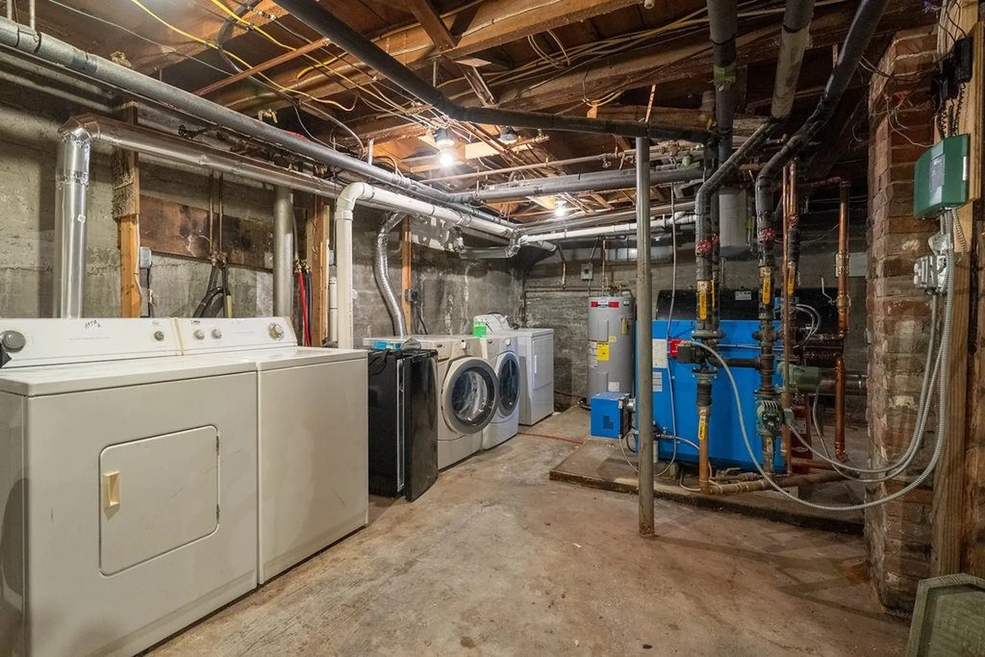 18 Oak Hill Avenue Littleton NH 03561