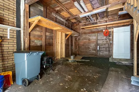 18 Oak Hill Avenue Littleton NH 03561