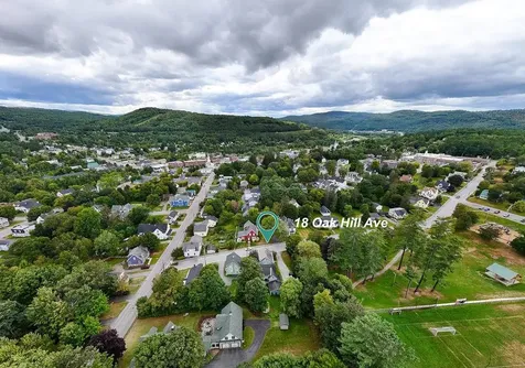 18 Oak Hill Avenue Littleton NH 03561