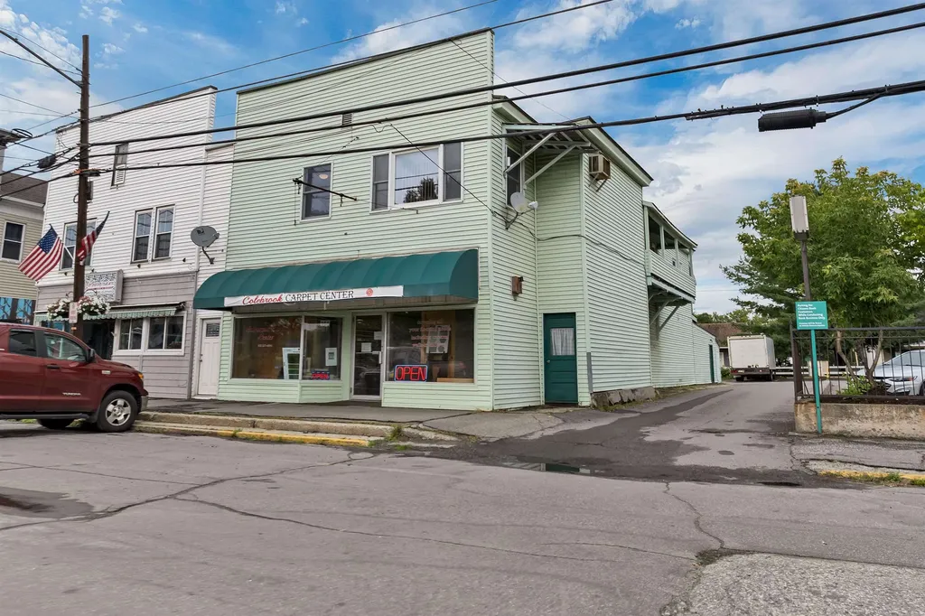 106 Main Street Colebrook NH 03576