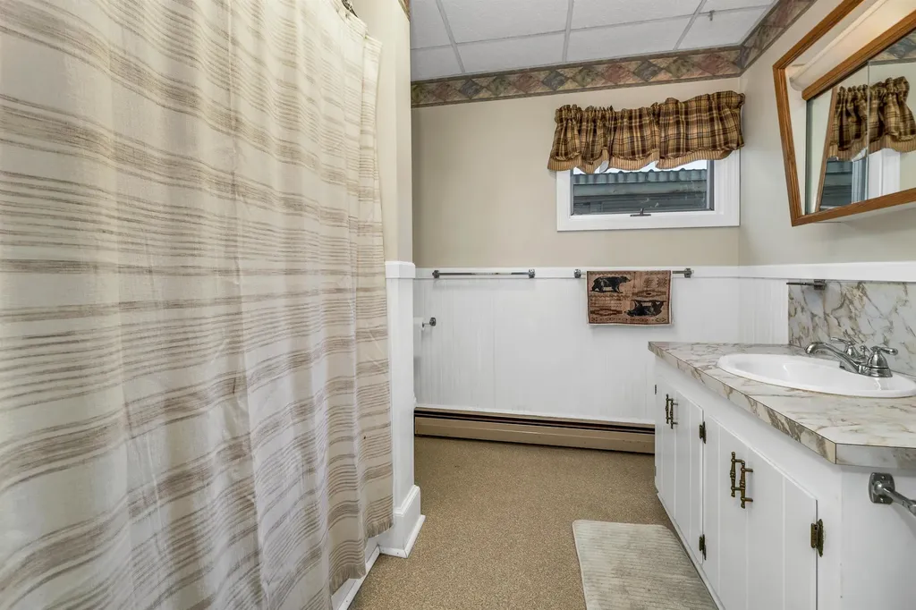 106 Main Street Colebrook NH 03576