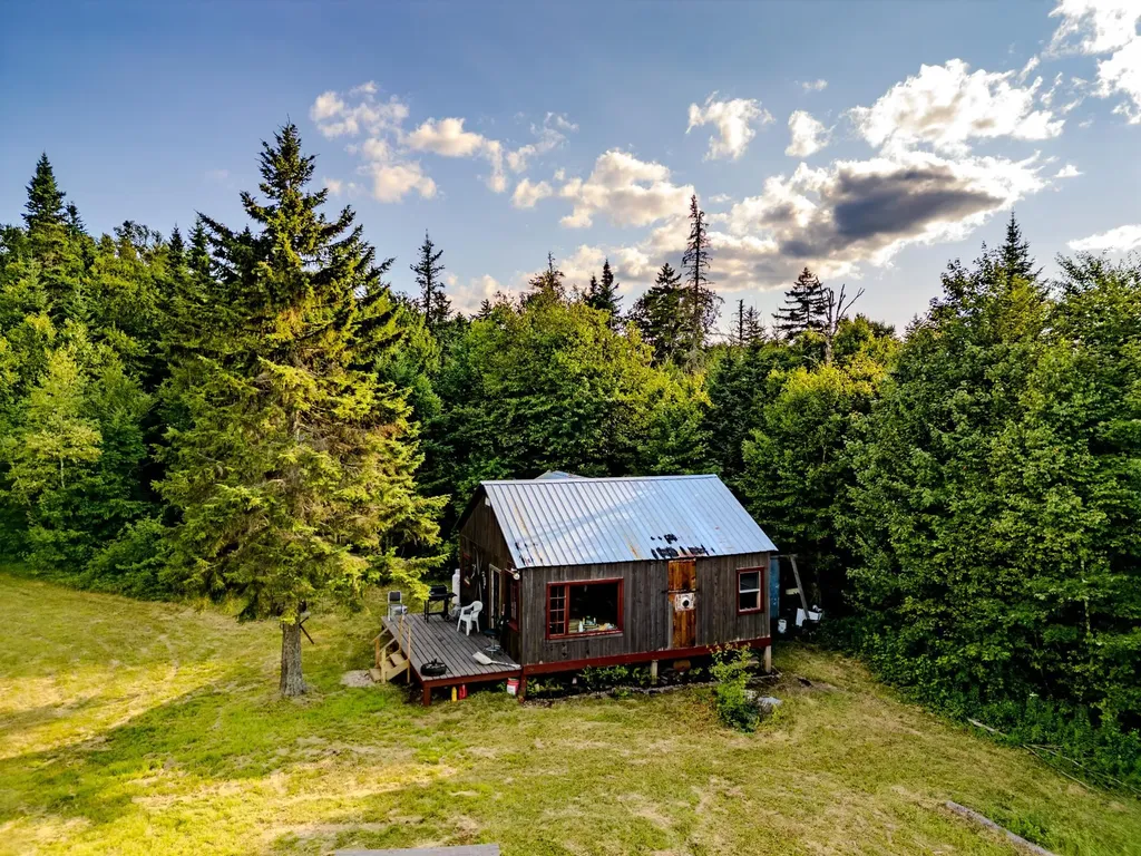 283 Ole Ray Road Walden VT 05873