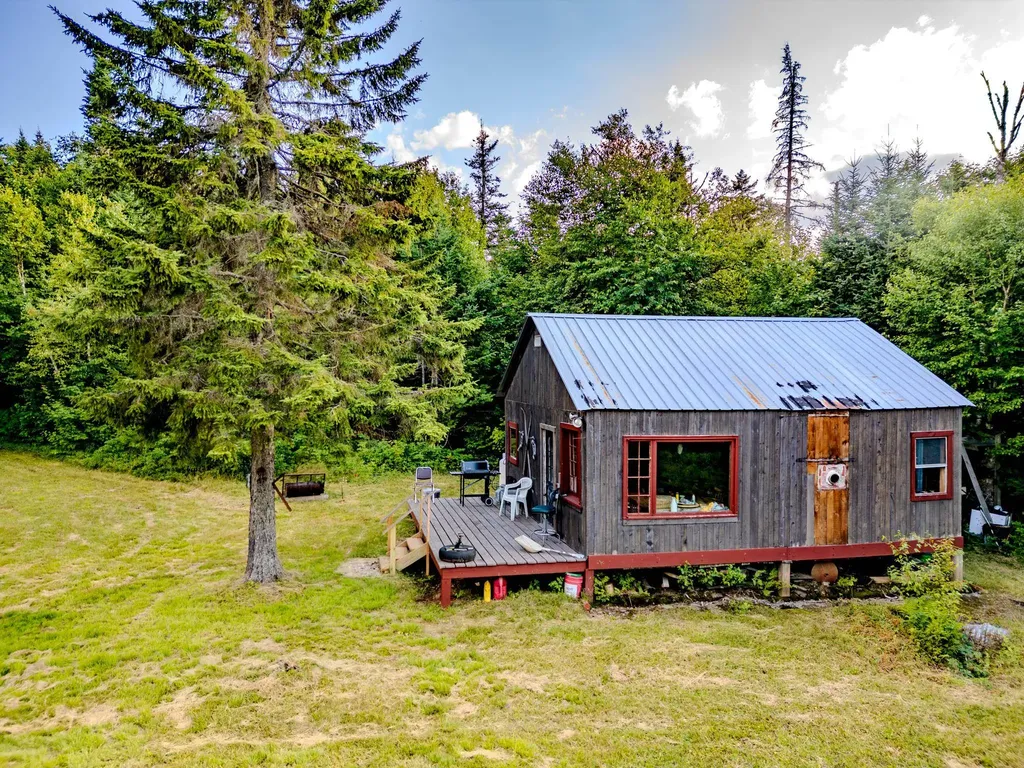 283 Ole Ray Road Walden VT 05873