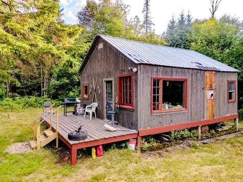 283 Ole Ray Road Walden VT 05873