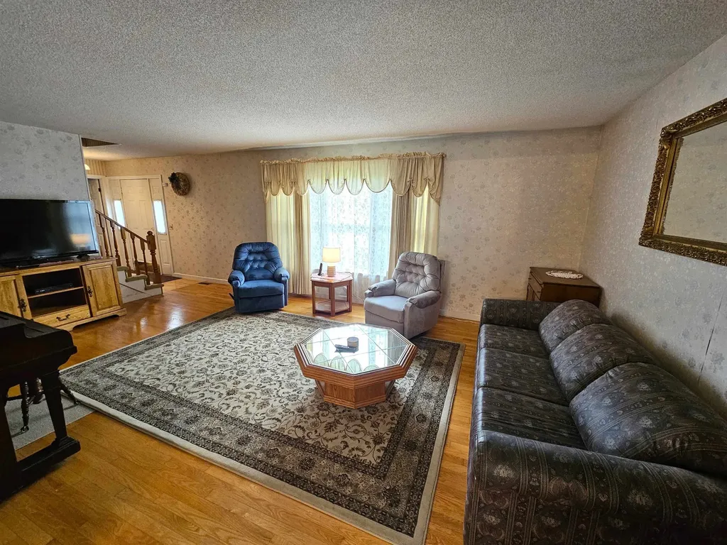 192 Fernwood Circle Newport City VT 05855