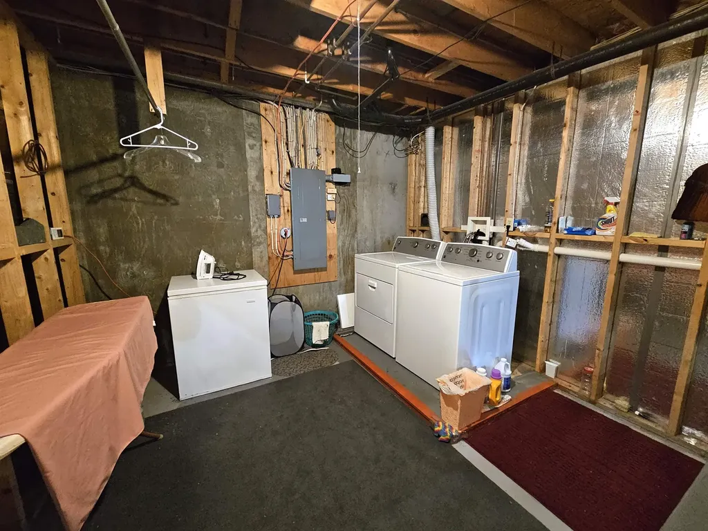 192 Fernwood Circle Newport City VT 05855