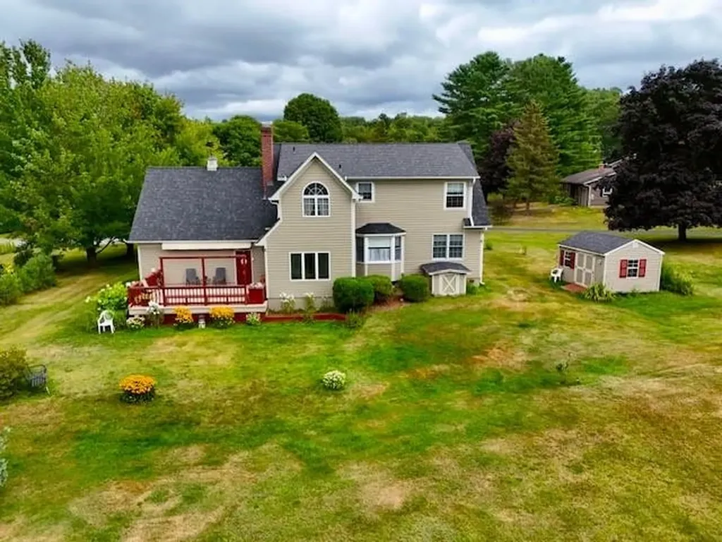 192 Fernwood Circle Newport City VT 05855