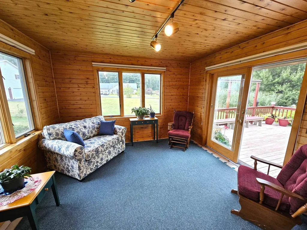 192 Fernwood Circle Newport City VT 05855