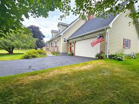 192 Fernwood Circle Newport City VT 05855