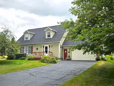 192 Fernwood Circle Newport City VT 05855