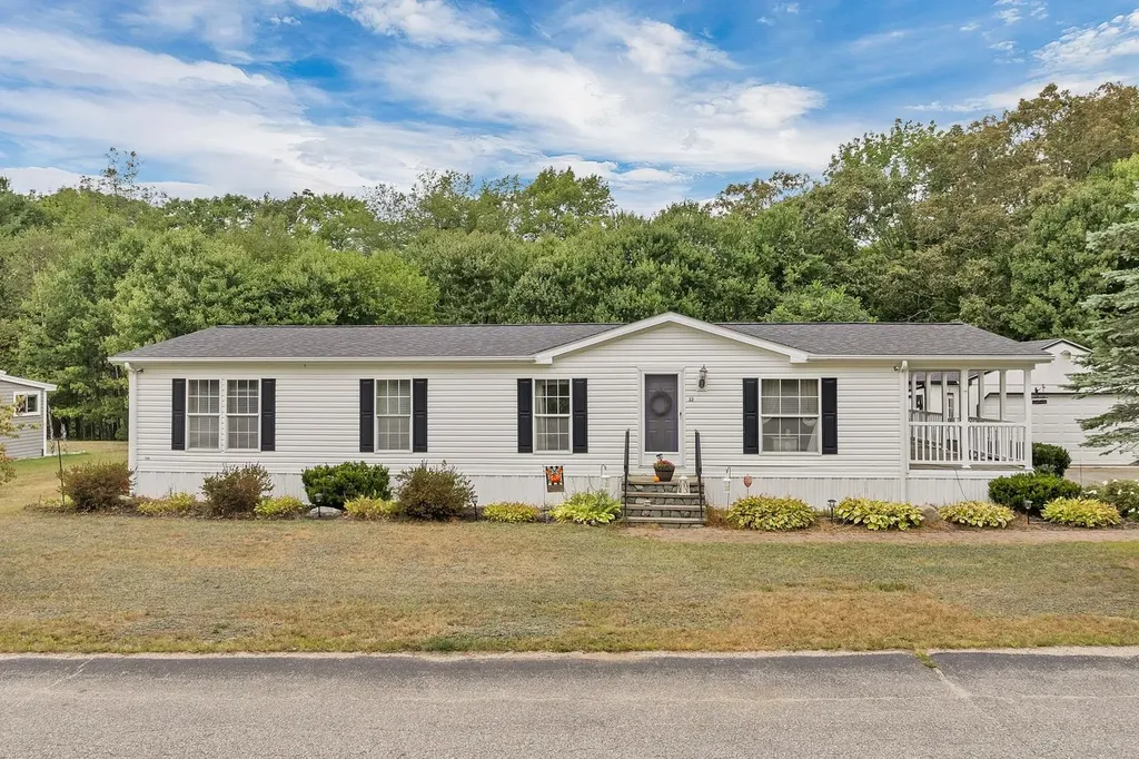 32 Country Lane Fremont NH 03044