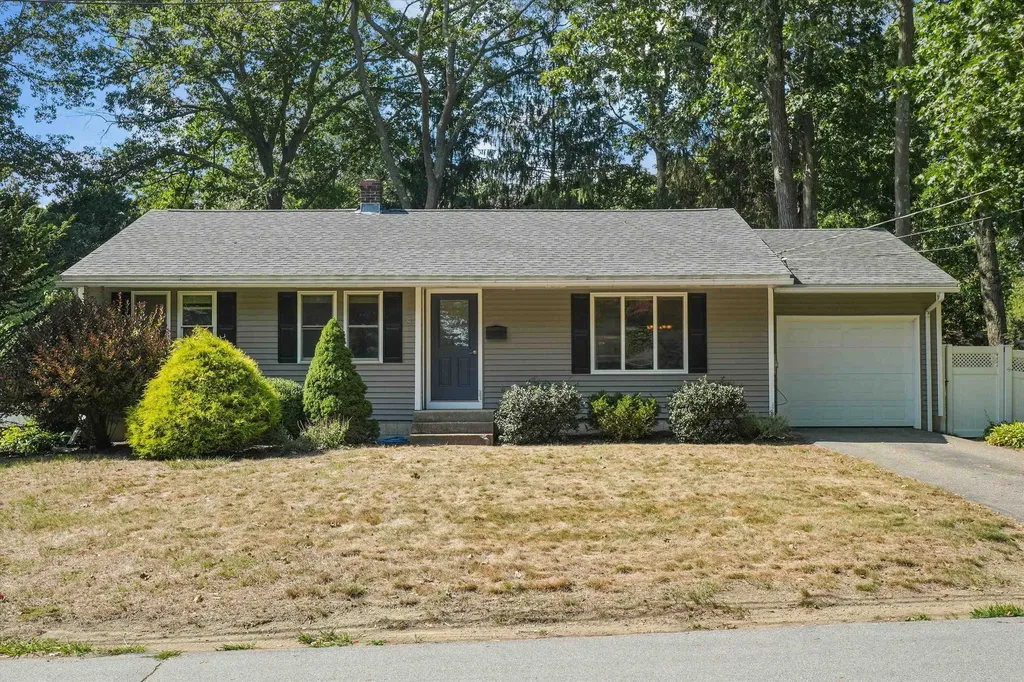 29 Harrison Avenue Portsmouth NH 03801