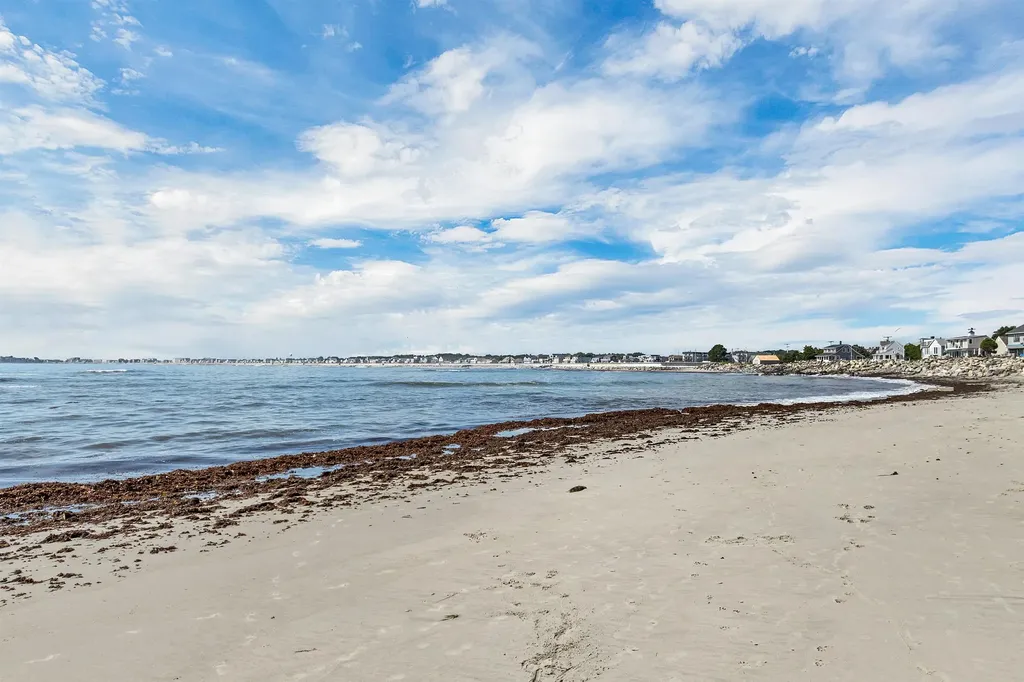 159 Woodland Road Hampton NH 03842