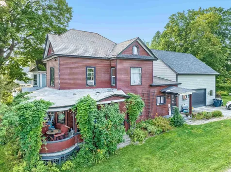 9 Brooklyn Street Morristown VT 05661