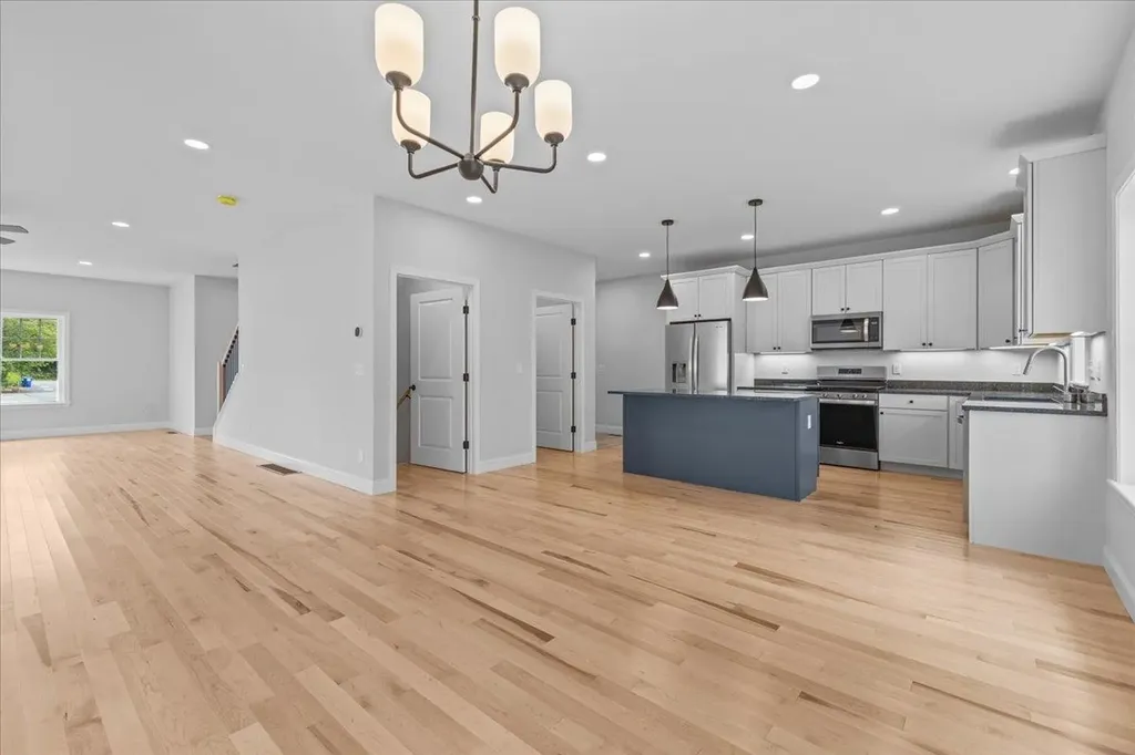 32 Walters Way Colchester VT 05446