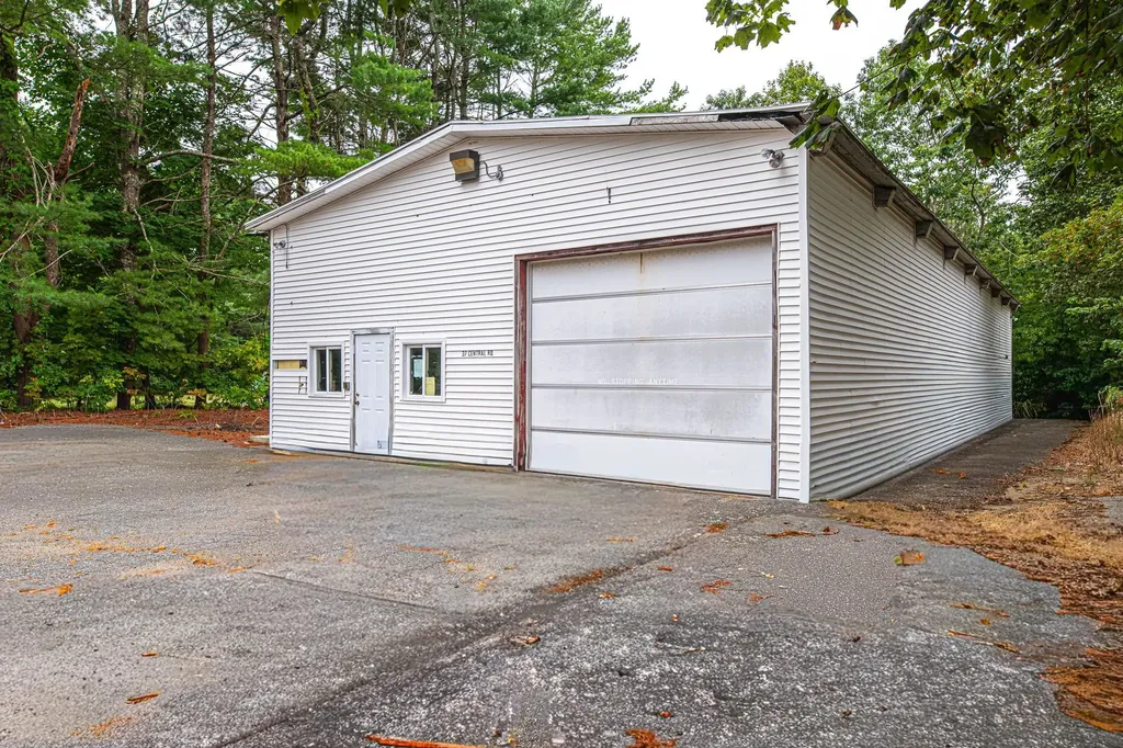 37 Central Road Rye NH 03870