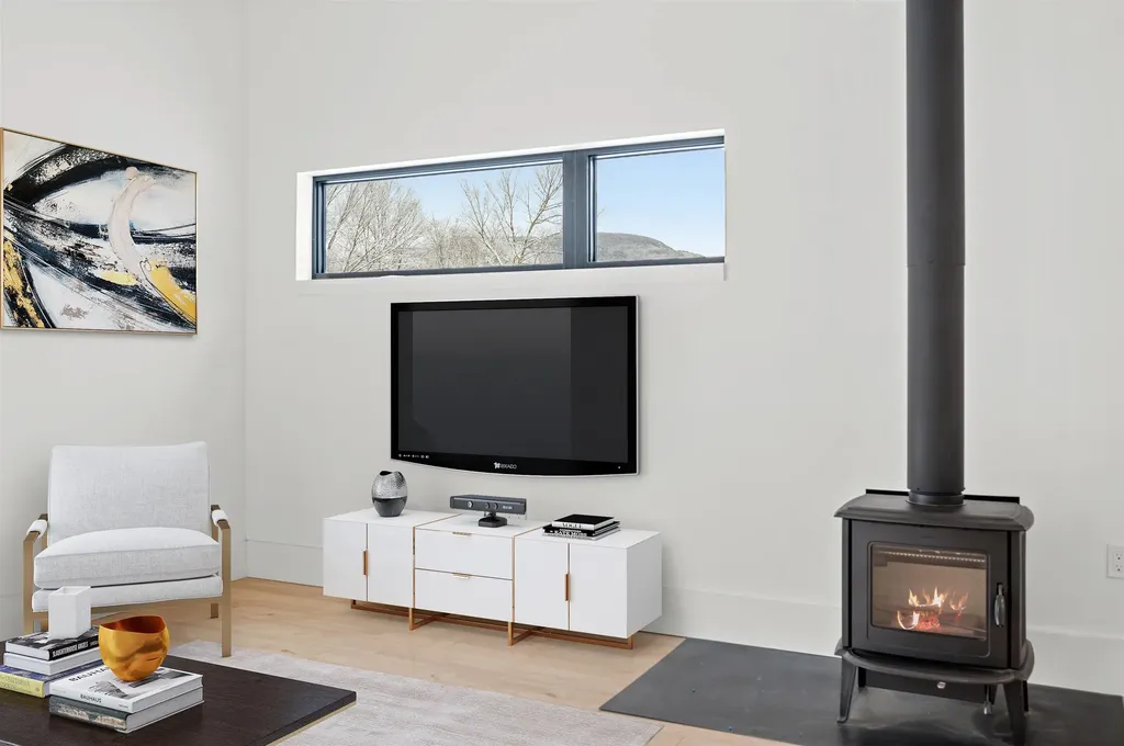 39 Hilltop Lane Morristown VT 05661