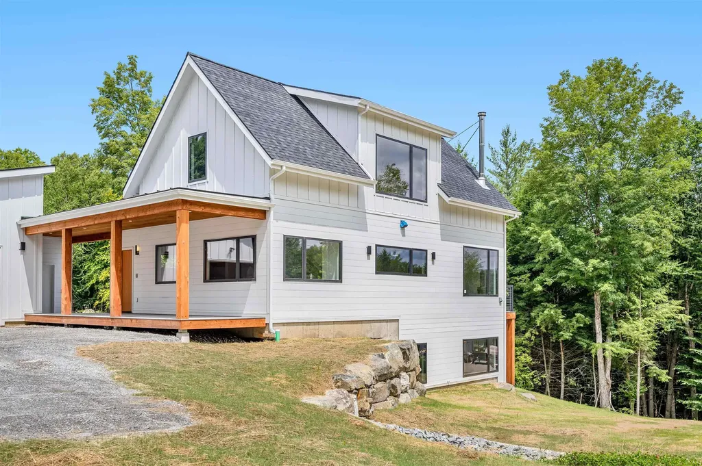 39 Hilltop Lane Morristown VT 05661