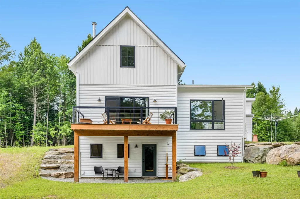 39 Hilltop Lane Morristown VT 05661