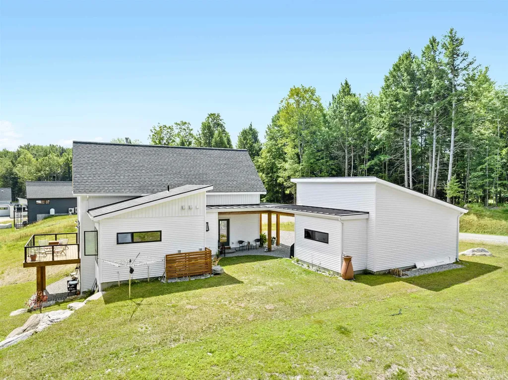 39 Hilltop Lane Morristown VT 05661