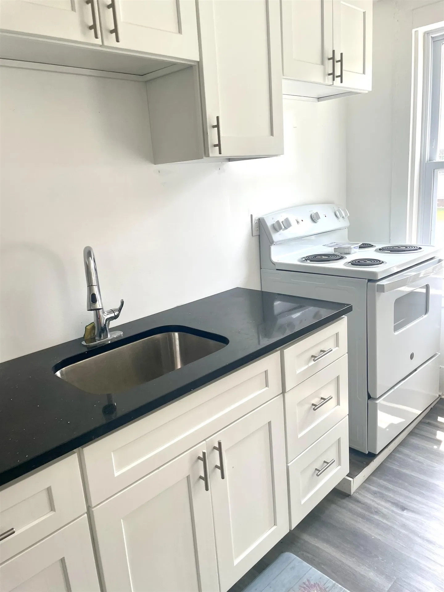 16-18 Myrtle Street Exeter NH 03833