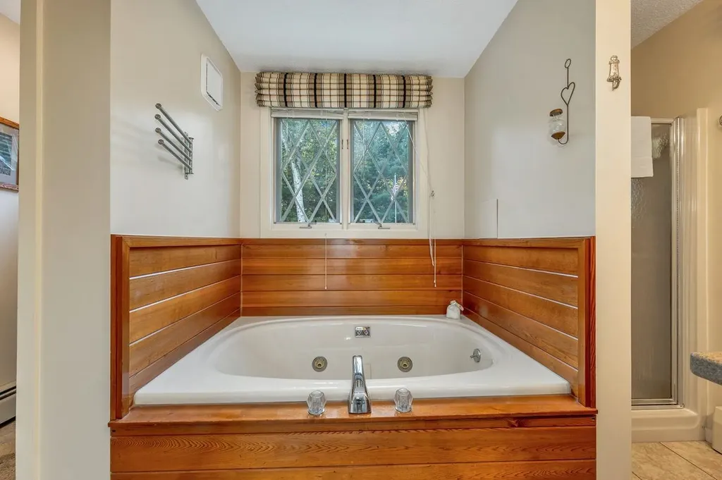 132 Banjo Drive Thornton NH 03285