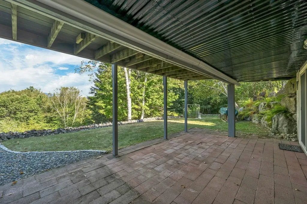 132 Banjo Drive Thornton NH 03285