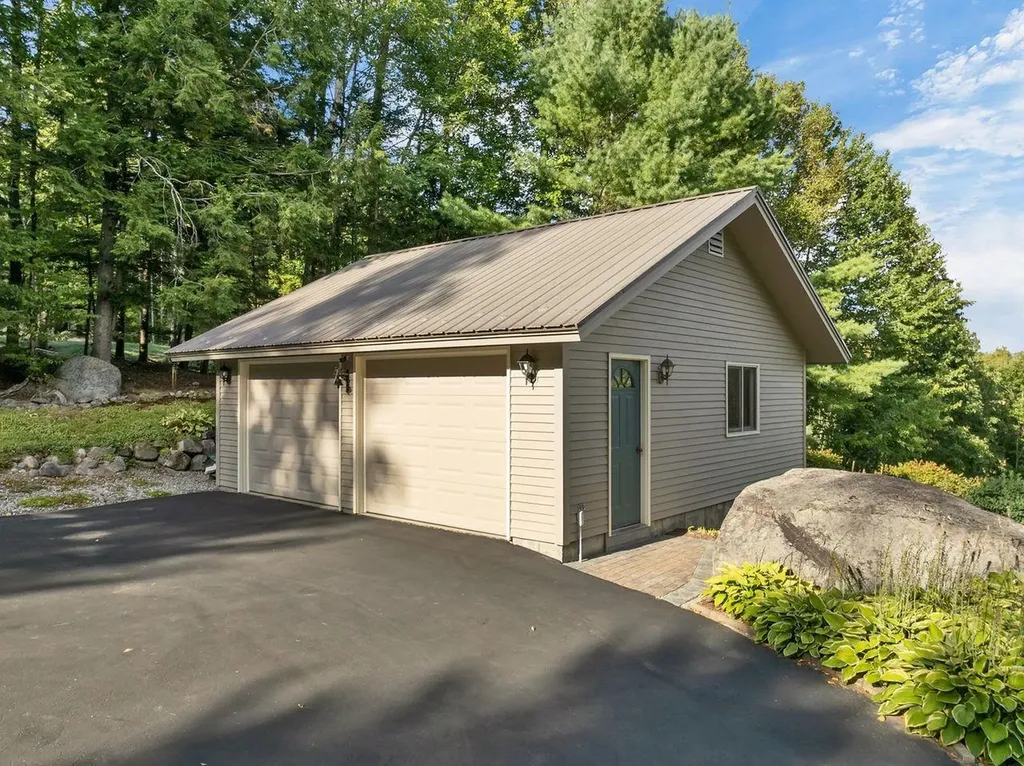 132 Banjo Drive Thornton NH 03285