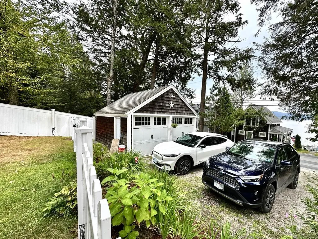 988 W Shore Road Bristol NH 03222