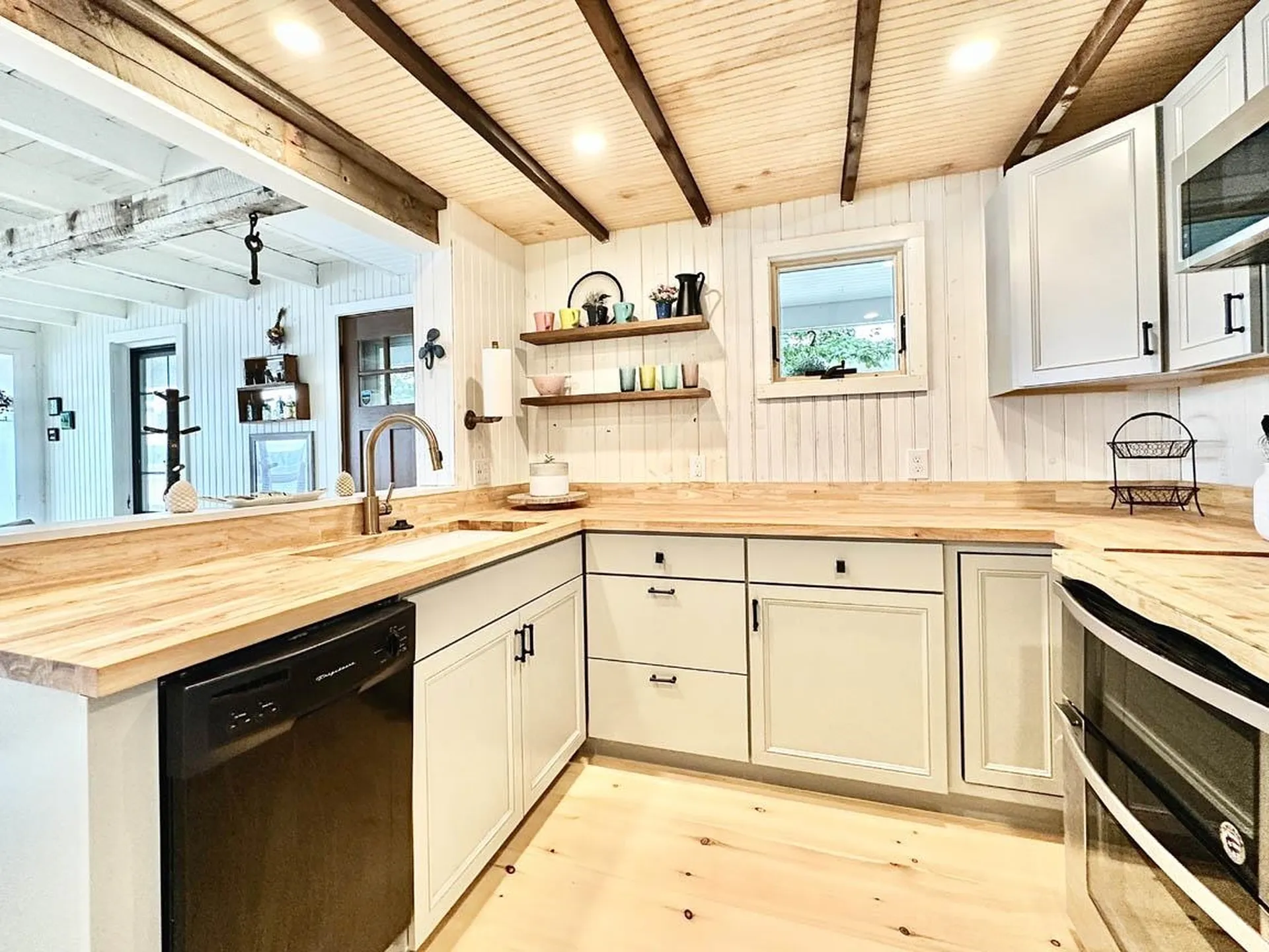 988 W Shore Road Bristol NH 03222